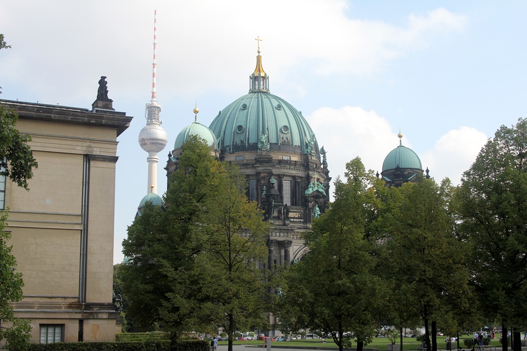 Berliner Dom and Fernsehturm